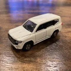 トミカNo.38 トヨタ ランドクルーザーホワイト