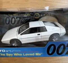 AUTOart 1/18 ロータス エスプリ 007『私を愛したスパイ』のサムネイル