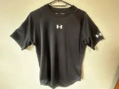 Under Armour HeatGear ブラック Tシャツ SM