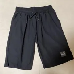 ハーフパンツ　キッズ　黒　ブラック