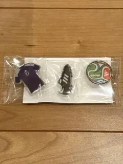 【adidas】 日本代表　ピンバッジ 　ノベルティ