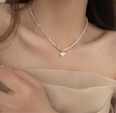 【美品】ハートパールシルバーネックレス　華やか　モード　パーティー　韓国風