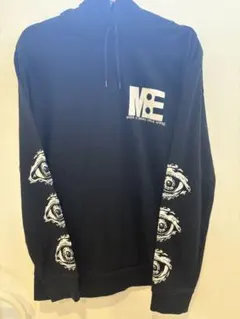 ME(エムイー)パーカー