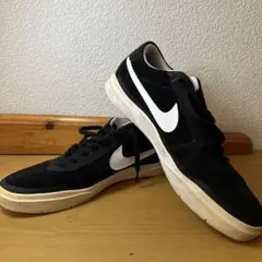 ⭐️値下げしました⭐️ Nike スエード ブラック ホワイト スニーカー