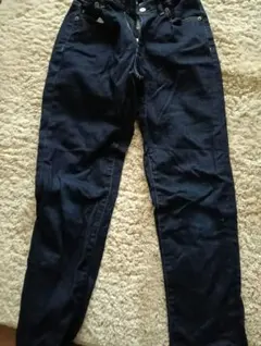 Item thumbnail for item fc8a8d1e-5c19-4dcb-9329-52cd00ec9f9c