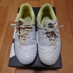 Nike Phantom サッカーシューズ ホワイト/イエロー