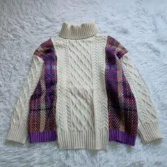 ロンダ　切り替えニット　セーター　タートルネック　ケーブル編み　アイボリー
