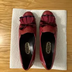 銀座ヨシノヤ　赤 リボン付きパンプス未使用