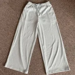 GU リブプルオンワイドフレアパンツ