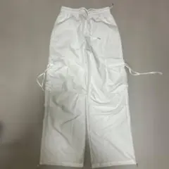 白カーゴパンツ レディース