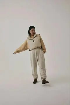 1/f（CLOTHING）イチエフ OVERSIZED SHORT SWEAT