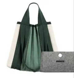 PLEATS MAMA 2 way ショッパーバッグ ディープブルー - メルカリ