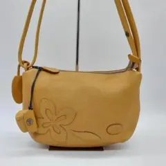 美品　IBIZA ショルダーバッグ　斜め掛け可能