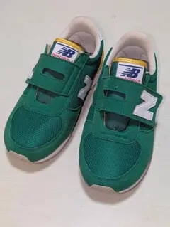 ニューバランス キッズスニーカー グリーン ベルクロ　サイズ20cm