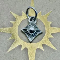 美品　アリゾナフリーダム　太陽神SVチャーム　T-103g