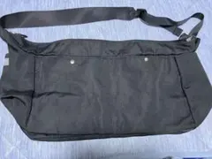 anello ブラック ショルダーバッグ