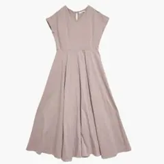 ナチュラルクチュール　Vネック ブラトップ フレンチスリーブワンピース　M