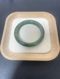 Ａランク翡翠 ヒスイバングル 藍水翡翠　鑑定書付き 天然石 藍水 翡翠 鑑定書付き - メルカリ