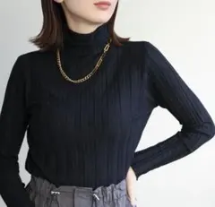 リブタートルニットプルオーバー ブラック