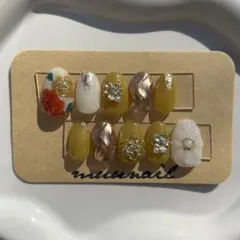 NO.97 現品ネイルチップ ホワイト マスタード 和装ネイル 振袖ネイル