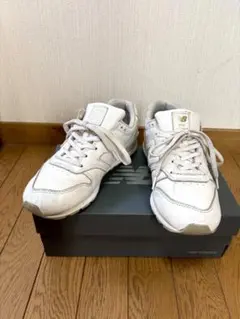 ニューバランス　CM996　LTW　オールレザー 　26.5cmのサムネイル