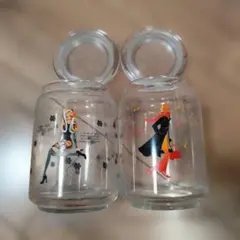 ファッションレトロなイラスト付きガラス瓶　蓋はプラスチック