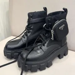 PRADA プラダ モノリス ポーチ付 レザーx Re-Nylon ブーツのサムネイル