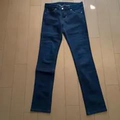 UNIQLO ダークブルー スキニーデニム 23