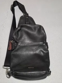 ポールスミス 本革 ボディバッグ ワンショルダー 黒 レザー ブラック