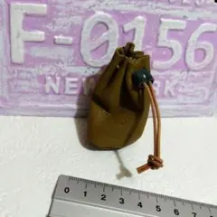 24.80 ミニチュア　革小物　レザークラフト　ミニチュア巾着　ハンドメイド