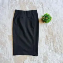 ZARA ザラ　タイトスカート 黒 ひざ丈 美ライン 上品 M　ブラック