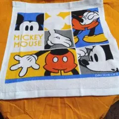 ミッキーマウス ポップアートタオル