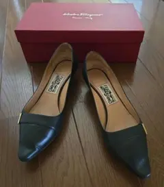 Salvatore Ferragamo パンプス レザー ブラックのサムネイル