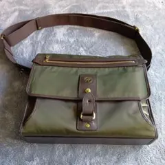 【レア】未使用 ハンティングワールド ショルダーバッグ スマホ ポーチ ベージュ Amazon.co.jp: [ハンティングワールド] スマホショルダー フォンケース