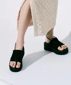 【極美品】MAISON SPECIAL バックストラップトングサンダルのサムネイル