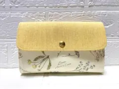 財布　通帳　お薬手帳　カード入れ　ファスナーポケット　じゃばら式　マルチケース