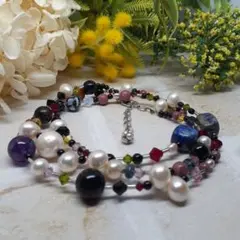 淡水パールと天然石の多層ネックレス