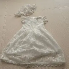 ホワイト刺繍ドレスとヘッドドレスセット　セレモニードレス　ハーフバースデー