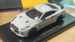 1/43日産R35GT-Rミニカー6台とディスプレイケース Amazon | hpi 1/43 日産 GT-R R35 ニスモ クラブ スポーツ PKG