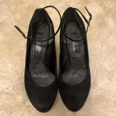 ダイアナ 黒 スエード アンクルストラップシューズ