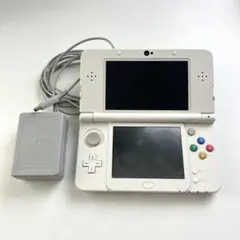 【動作品】New 3DS ホワイト 本体 ACアダプター&ARカード付き