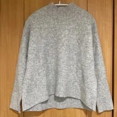 美品✨UNIQLO✨スフレヤーンモックネックセーター（ライトグレーSサイズ）
