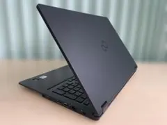 第10世代Core i7・SSD256GB】LIFEBOOK U7510 - メルカリ