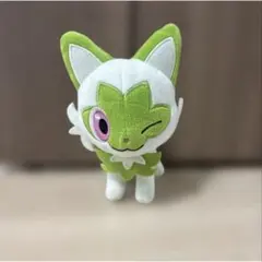 ニャオハ ぬいぐるみ　手のひらサイズ
