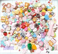 ⑨　200個以上　プラパーツ　デコパーツ　まとめ売り　いろいろ　詰め合わせ