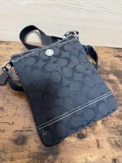 COACH ショルダーバッグ ベージュ　ブラック　メンズ