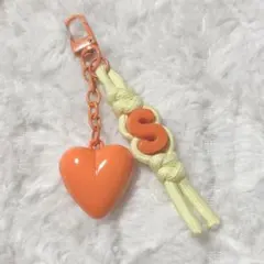 99 めじるしストラップ　パラコード　バックチャーム　イニシャルキーホルダー　橙