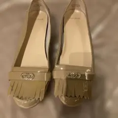 Cole Haan フリンジローファー ベージュのサムネイル