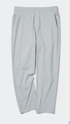 UNIQLO　ウルトラストレッチ　ドライEX テーパードパンツ　ライトグレー