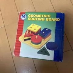 GEOMETRIC SORTING BOARD